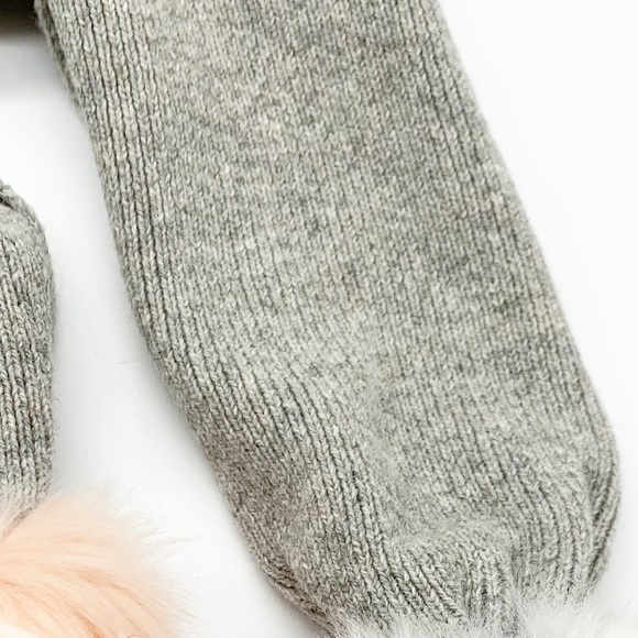 Crewcuts J. Crew Faux Fur Pom Pom Merino Wool Blend Knit Scarf Girl’s OS - Picture 4 of 9